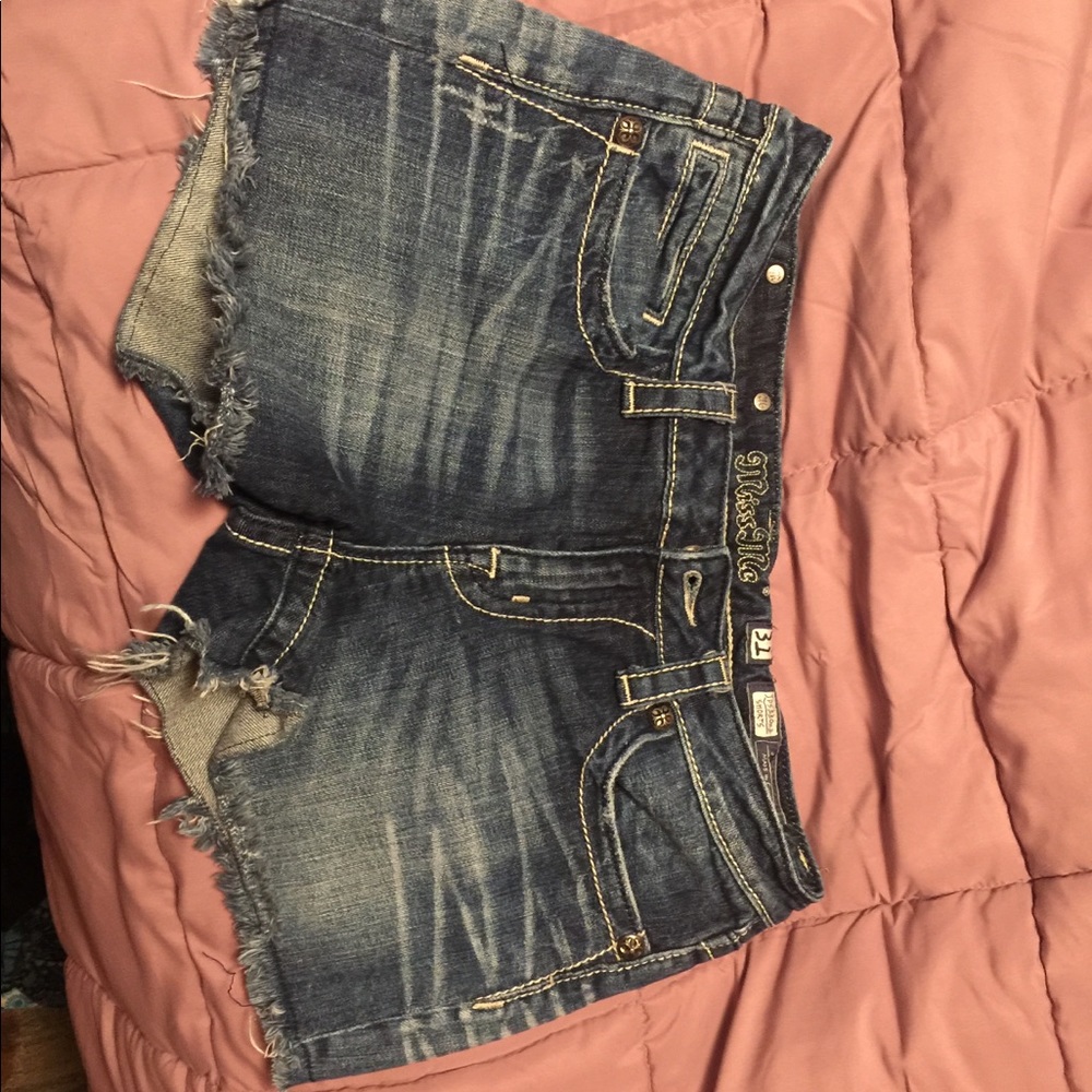 Miss me shorts size 31